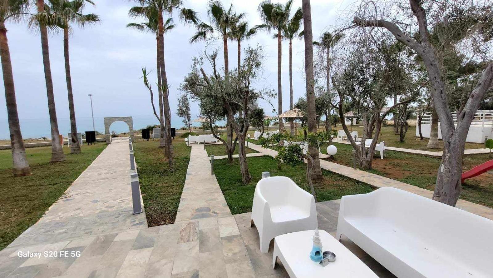 Simos Magic Beach Hotel Apts Agia Napa Exterior foto